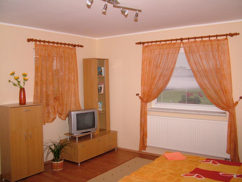 Horvathapartman Bük Pokoj fotografie