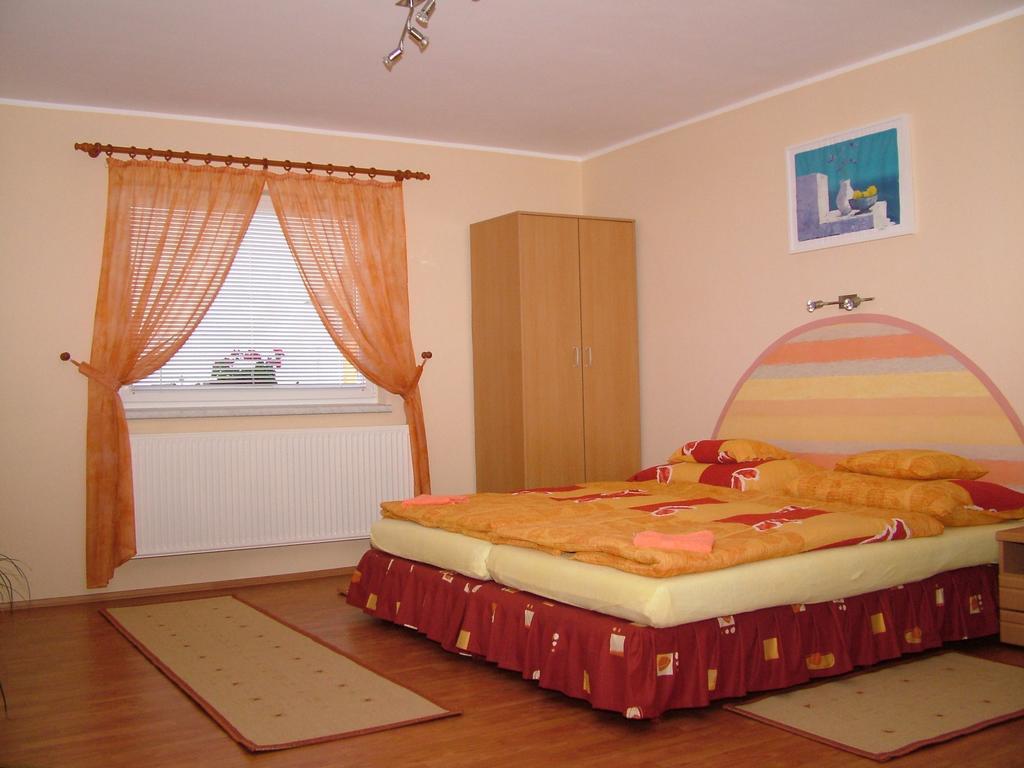 Horvathapartman Bük Pokoj fotografie